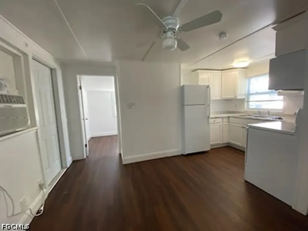 717 Burdick Avenue Fort Myers FL 33905