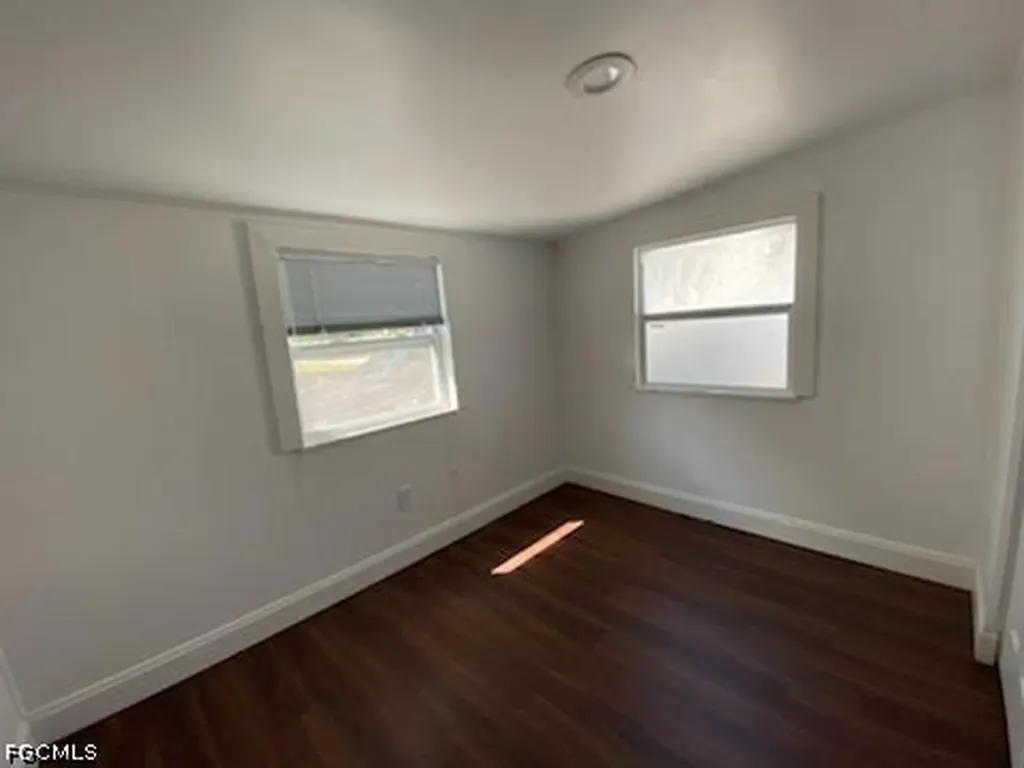 717 Burdick Avenue Fort Myers FL 33905