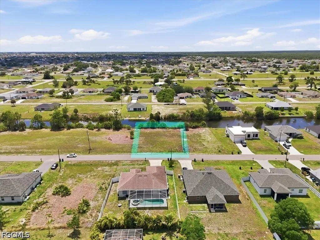 3000 NE 1st Place Cape Coral FL 33909