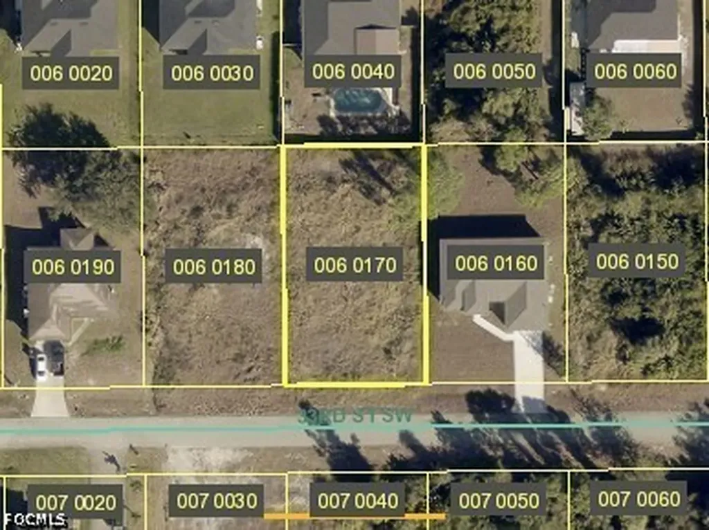 3024 33rd Street SW Lehigh Acres FL 33976