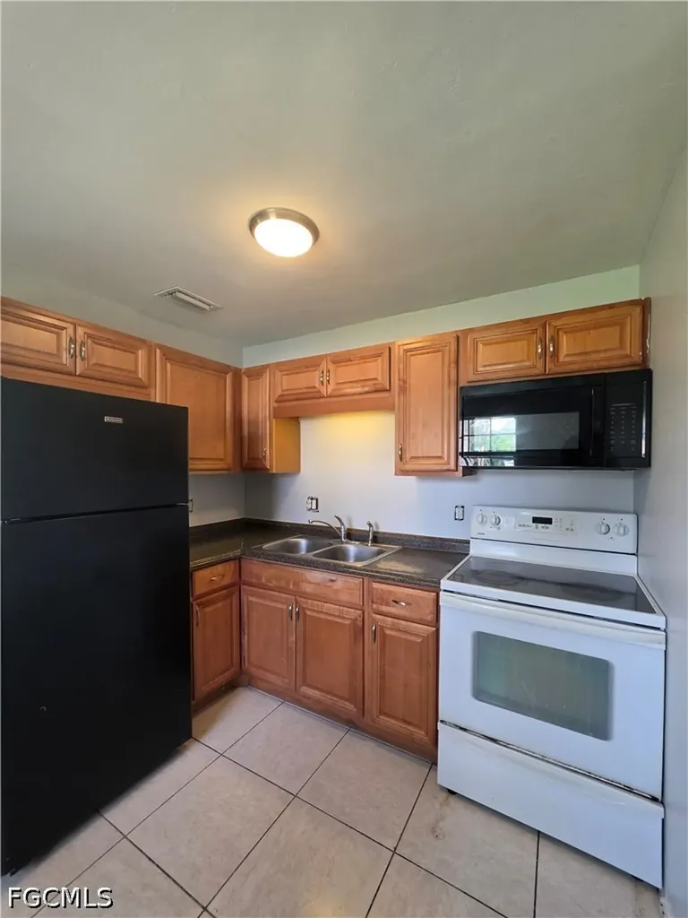 5626 6th Avenue Fort Myers FL 33907