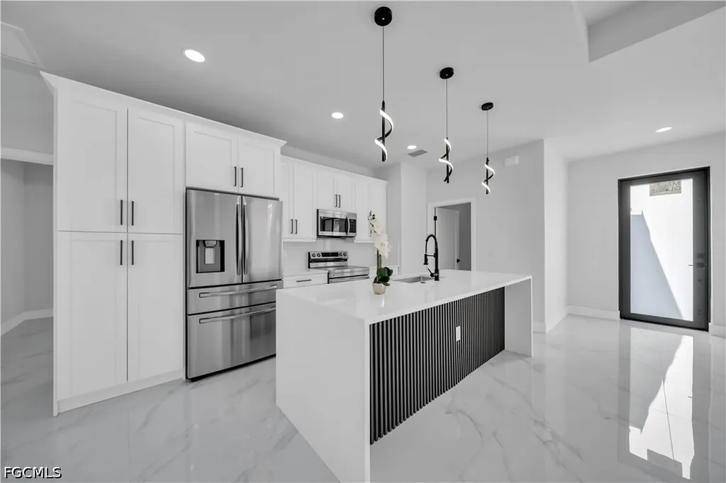 1405 Palmetto Avenue Lehigh Acres FL 33972