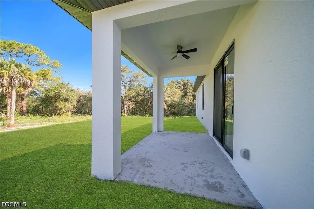 1405 Palmetto Avenue Lehigh Acres FL 33972