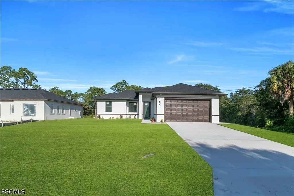 1405 Palmetto Avenue Lehigh Acres FL 33972