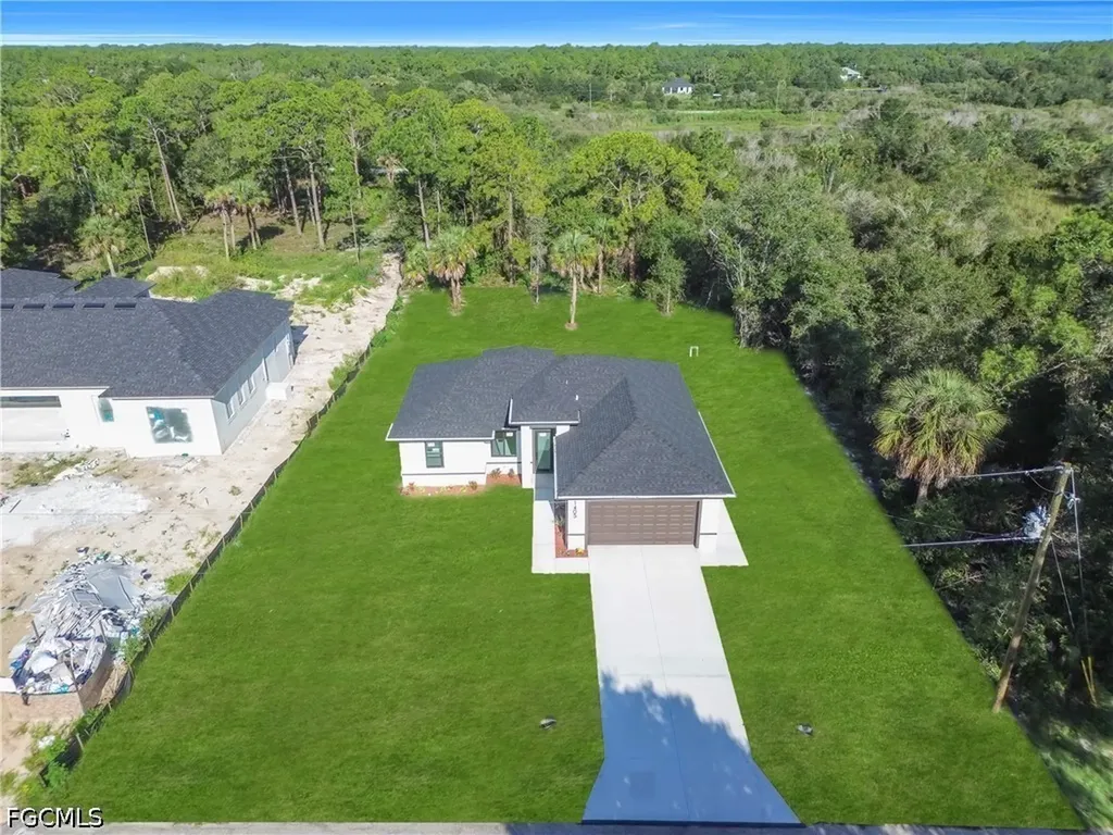 1405 Palmetto Avenue Lehigh Acres FL 33972