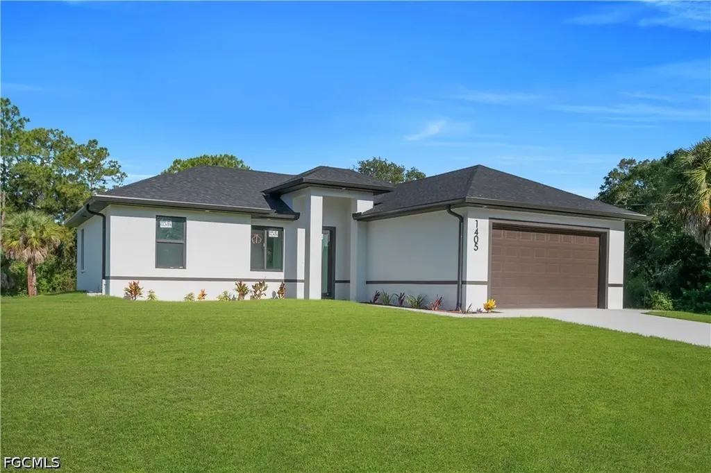 1405 Palmetto Avenue Lehigh Acres FL 33972