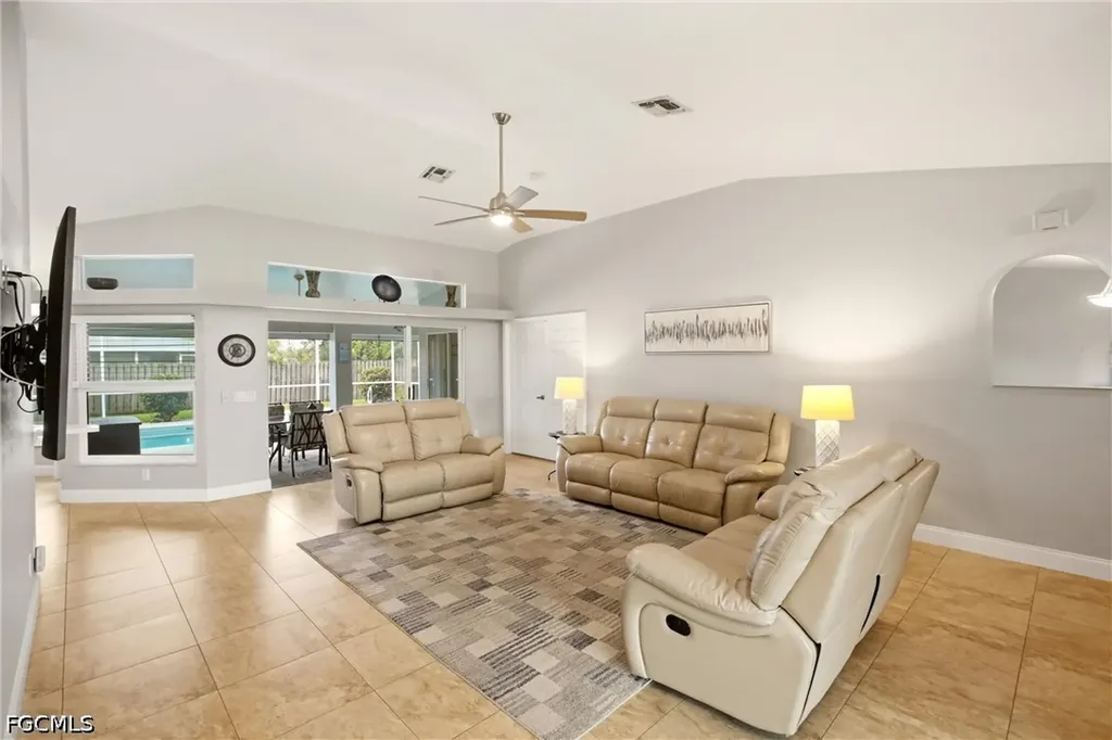 238 SW 45th Terrace Cape Coral FL 33914