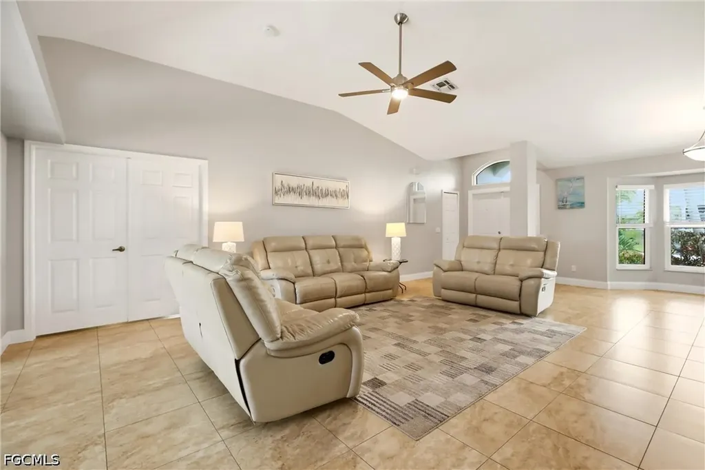 238 SW 45th Terrace Cape Coral FL 33914