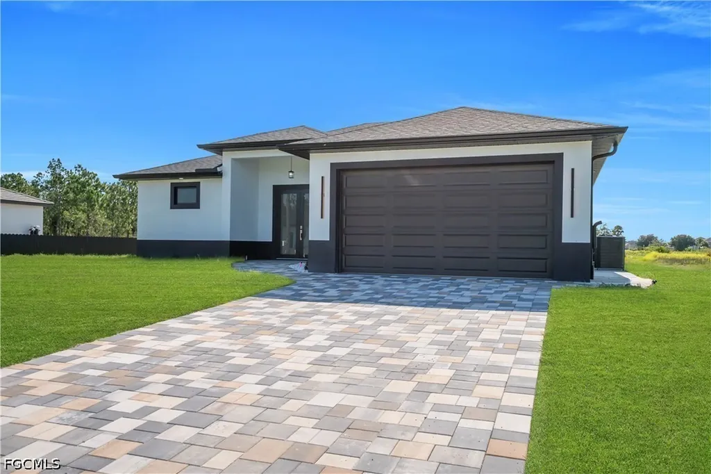 800 Pine Avenue Lehigh Acres FL 33972