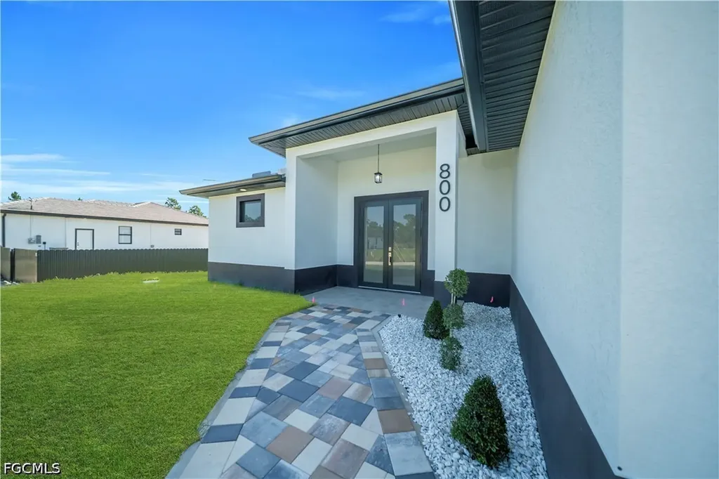 800 Pine Avenue Lehigh Acres FL 33972
