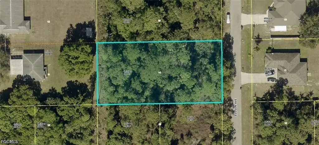903 Edison Avenue Lehigh Acres FL 33972