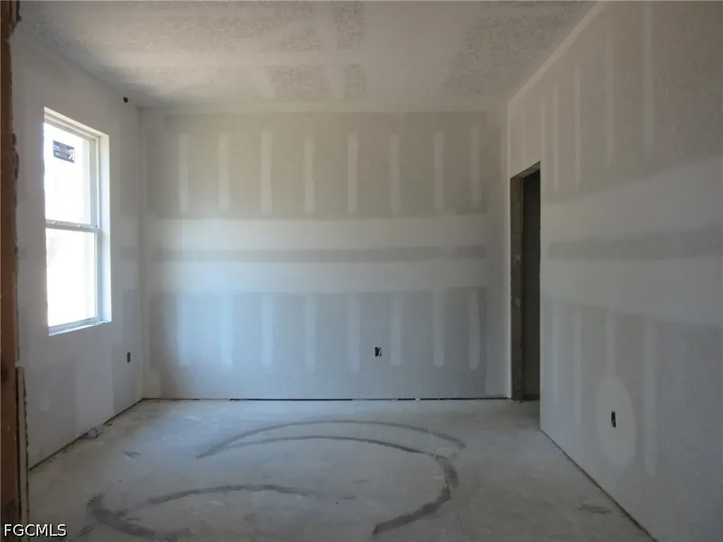 702 E 15th Street Lehigh Acres FL 33972