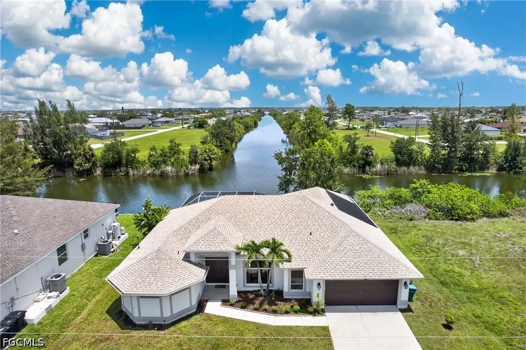 519 NE 19th Terrace Cape Coral FL 33909