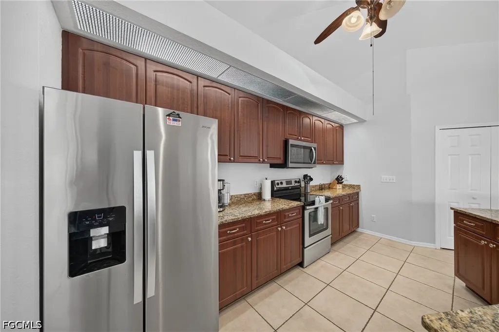 519 NE 19th Terrace Cape Coral FL 33909