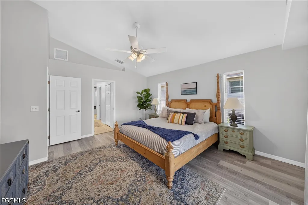 519 NE 19th Terrace Cape Coral FL 33909