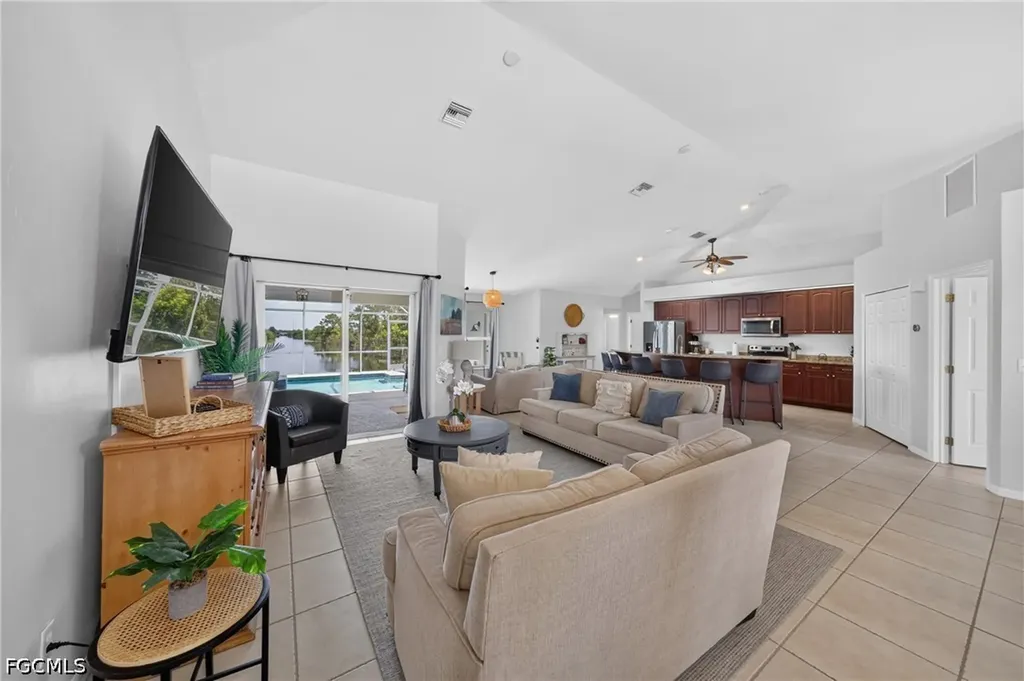 519 NE 19th Terrace Cape Coral FL 33909