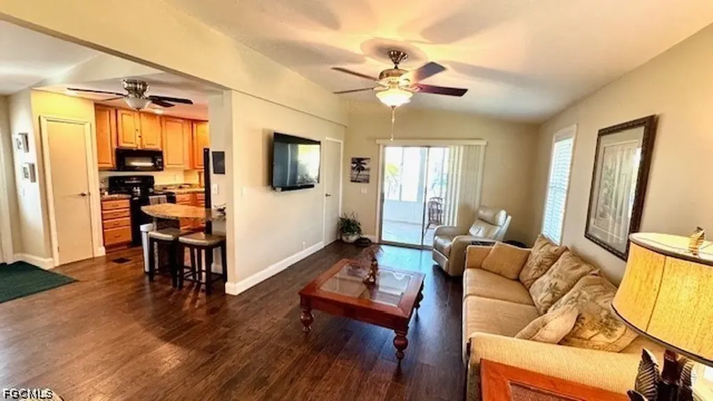 5520 Colonial Road North Fort Myers FL 33917