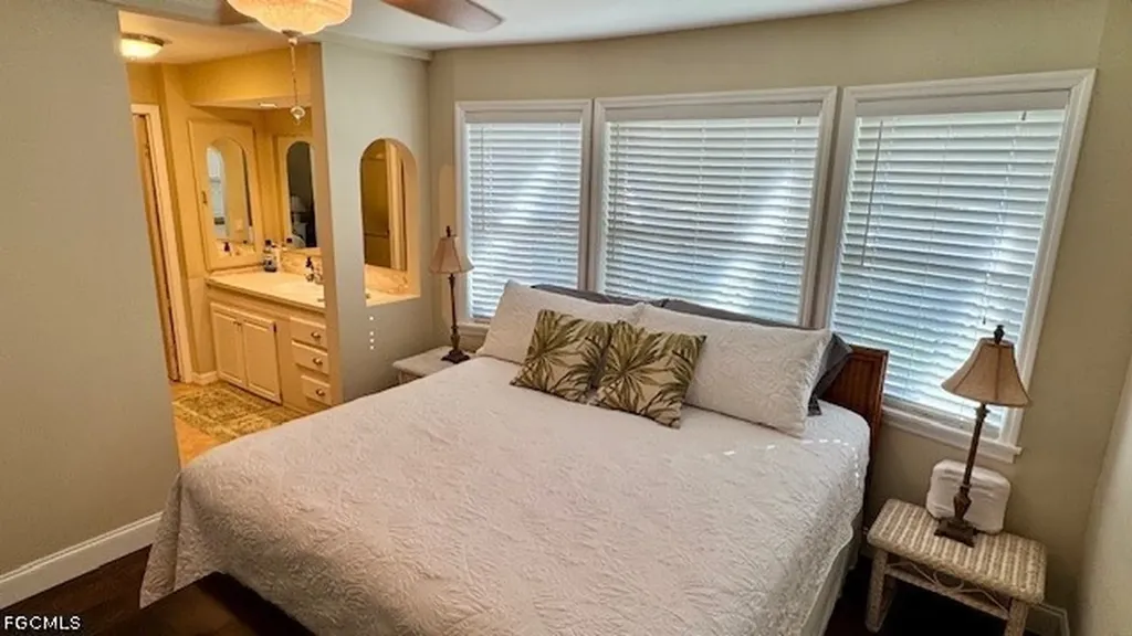 5520 Colonial Road North Fort Myers FL 33917