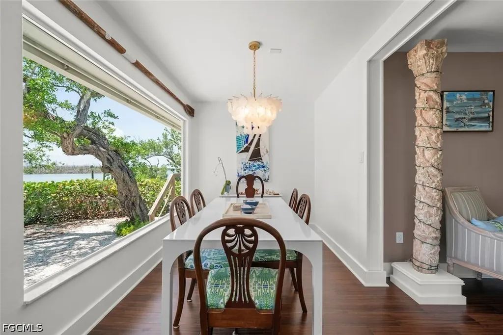 2539 Coconut Drive Sanibel FL 33957