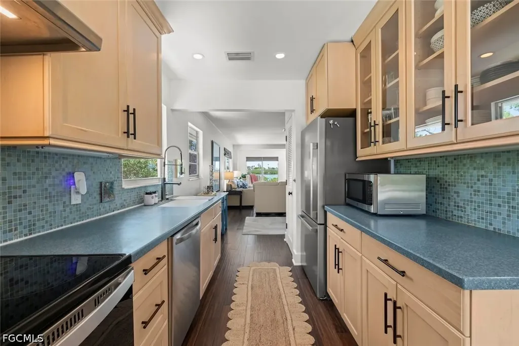 2539 Coconut Drive Sanibel FL 33957