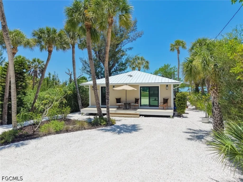 2539 Coconut Drive Sanibel FL 33957