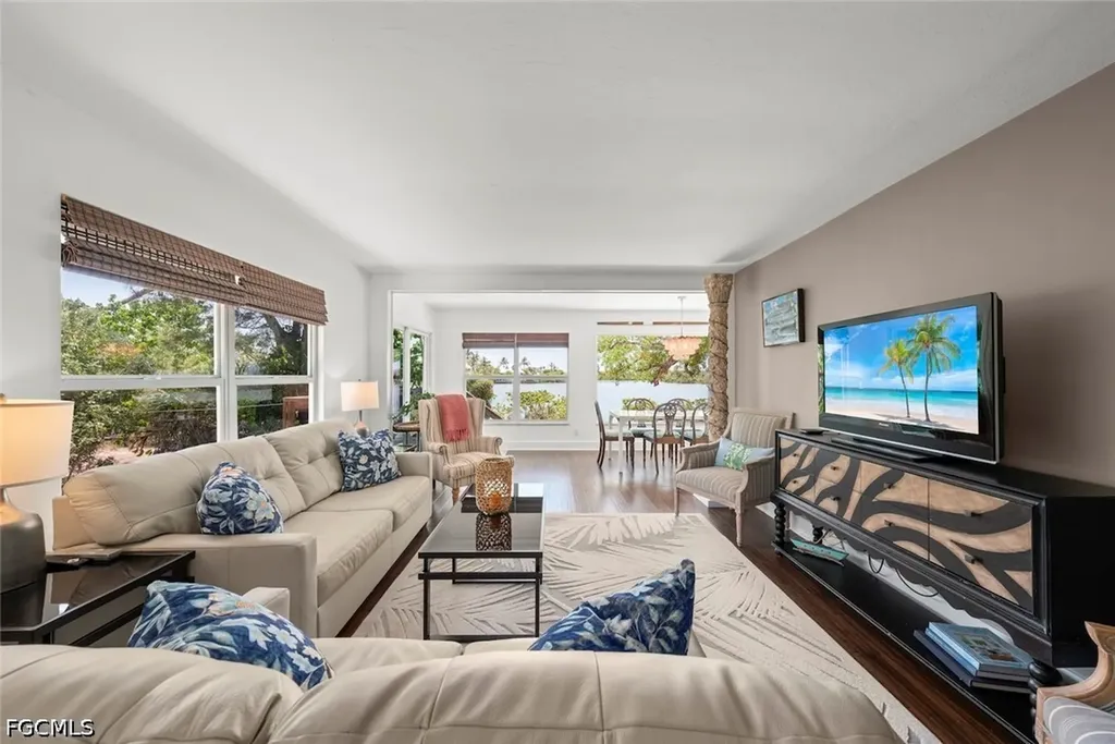 2539 Coconut Drive Sanibel FL 33957