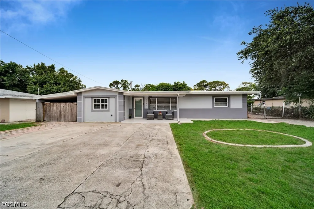 1191 Gramac Drive North Fort Myers FL 33917