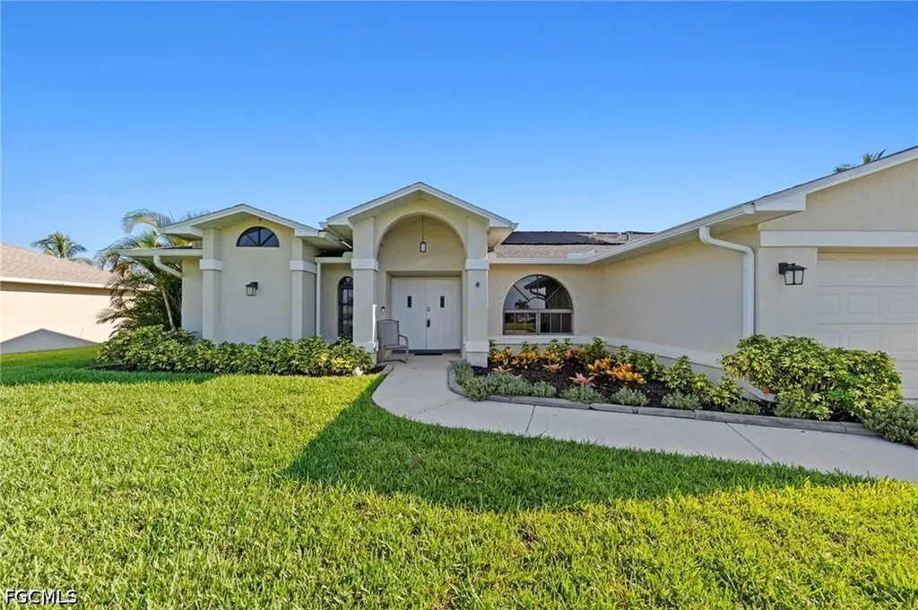 609 SW 35th Terrace Cape Coral FL 33914