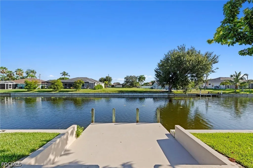 609 SW 35th Terrace Cape Coral FL 33914