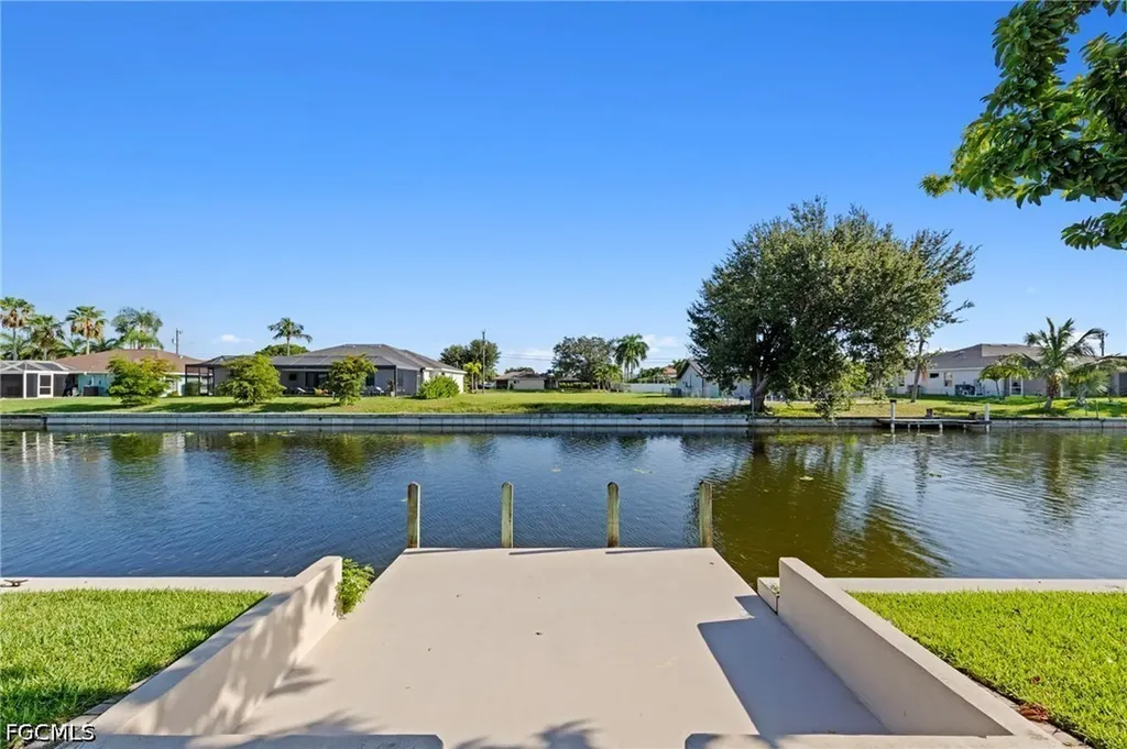 609 SW 35th Terrace Cape Coral FL 33914