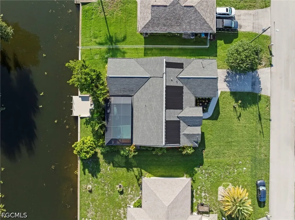609 SW 35th Terrace Cape Coral FL 33914
