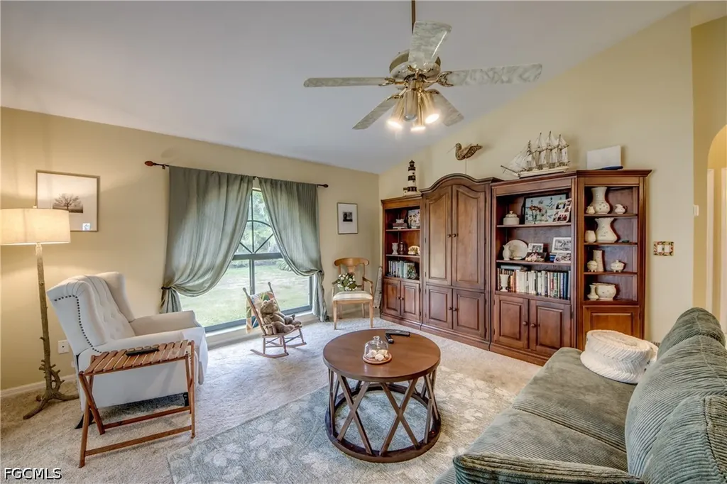 1140 SW 42nd Terrace Cape Coral FL 33914