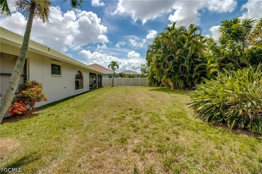 1140 SW 42nd Terrace Cape Coral FL 33914