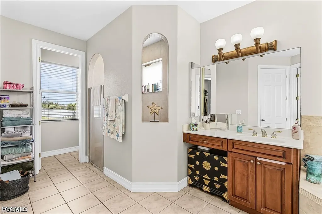 2441 NW 9th Terrace Cape Coral FL 33993