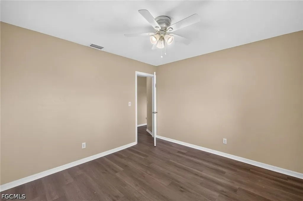 718 SW 35th Terrace Cape Coral FL 33914