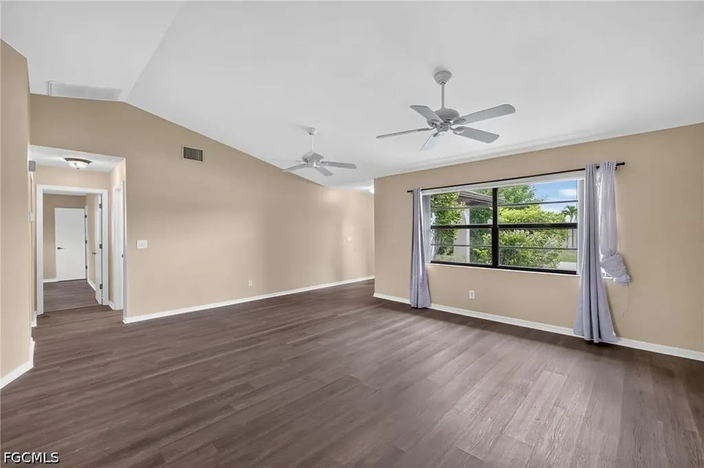 718 SW 35th Terrace Cape Coral FL 33914