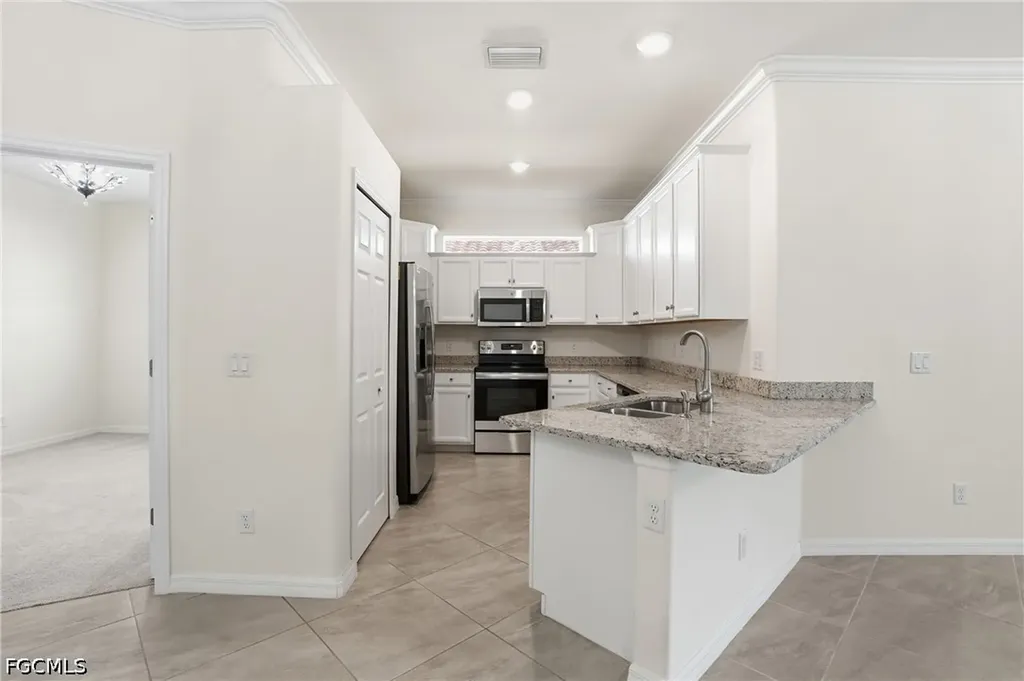 1835 Alameda Drive Naples FL 34120