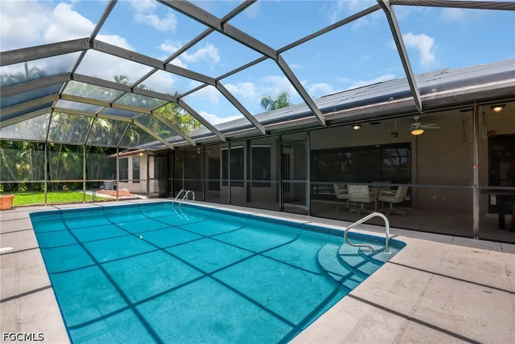 534 SE 32nd Terrace Cape Coral FL 33904