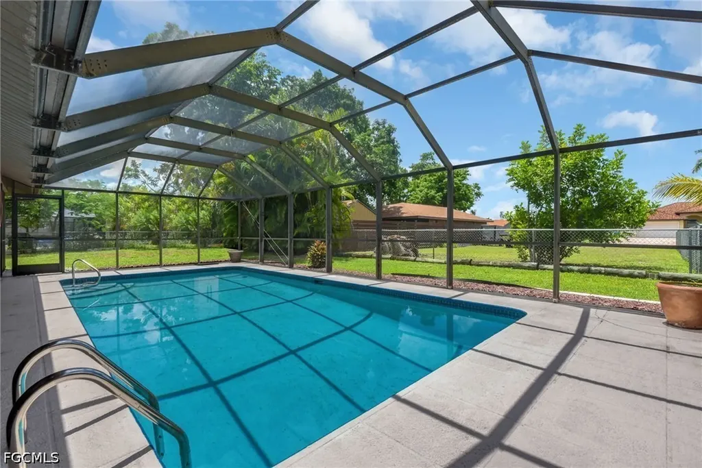 534 SE 32nd Terrace Cape Coral FL 33904