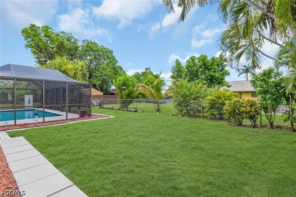 534 SE 32nd Terrace Cape Coral FL 33904