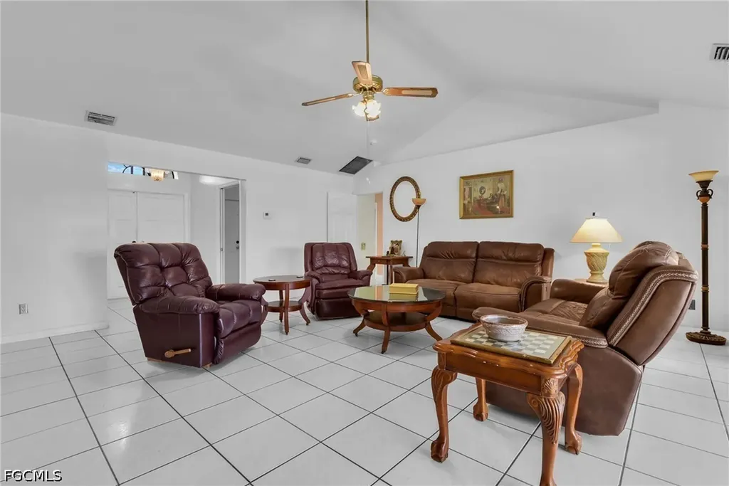 534 SE 32nd Terrace Cape Coral FL 33904