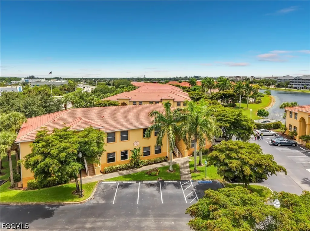 4241 Bellasol Circle Fort Myers FL 33916