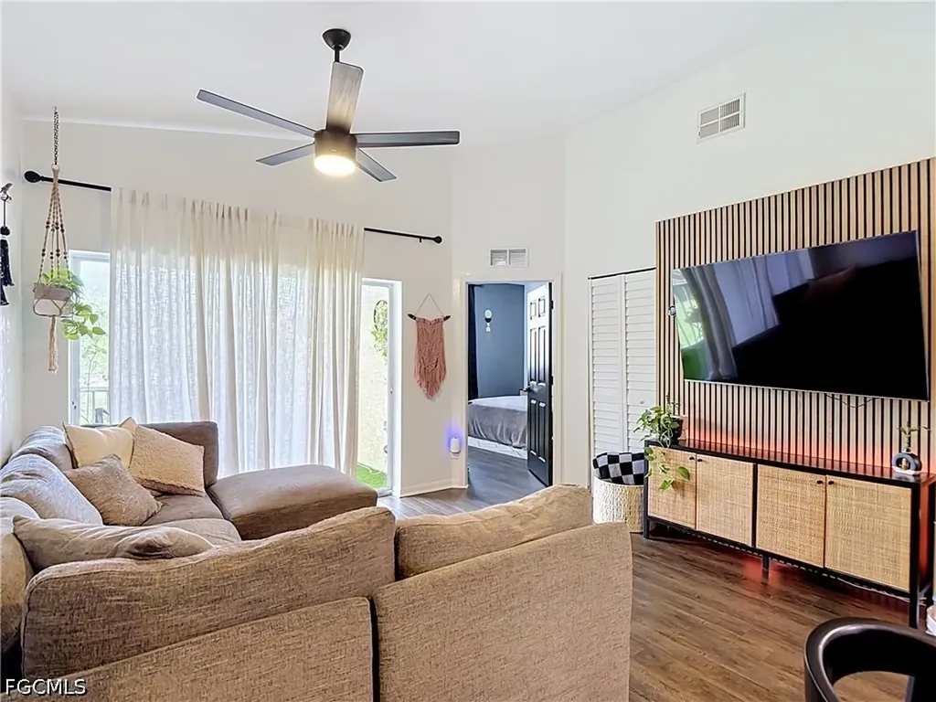 4241 Bellasol Circle Fort Myers FL 33916