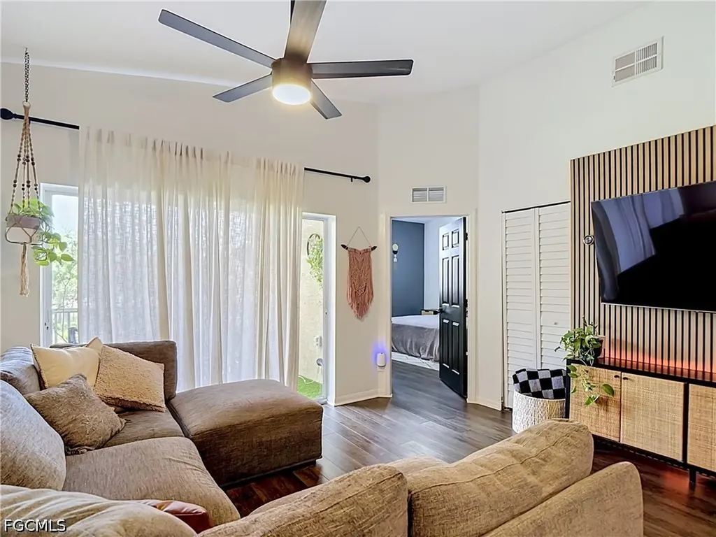 4241 Bellasol Circle Fort Myers FL 33916