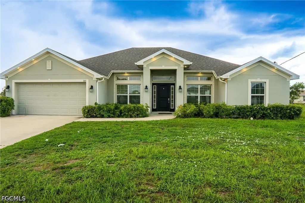 1100 Diplomat Parkway W Cape Coral FL 33993