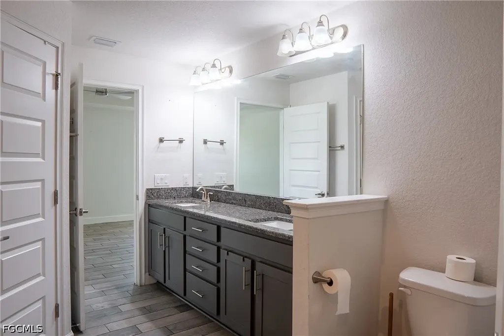 1100 Diplomat Parkway W Cape Coral FL 33993