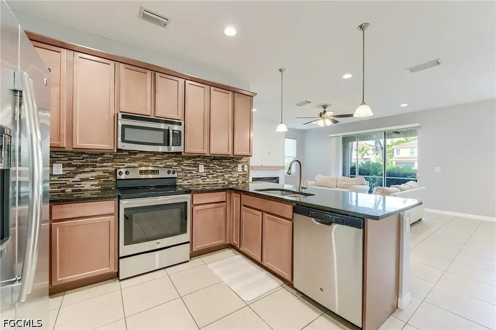 4084 Wilmont Place Fort Myers FL 33916