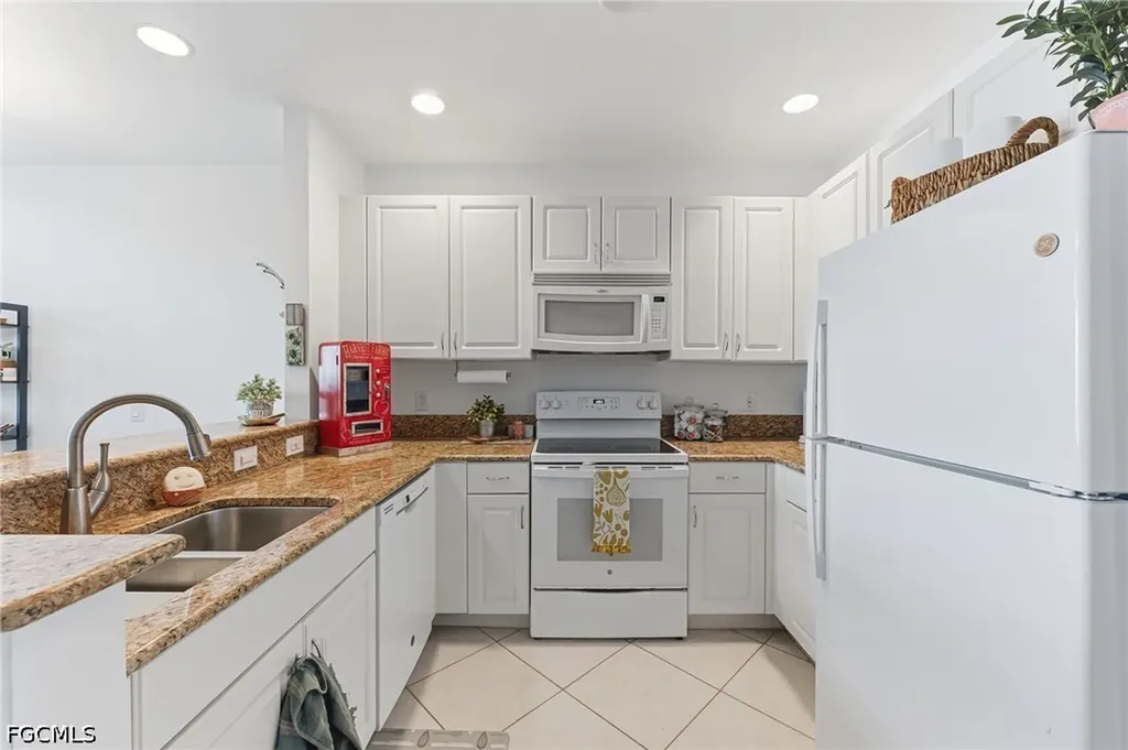2743 1st Street Fort Myers FL 33916
