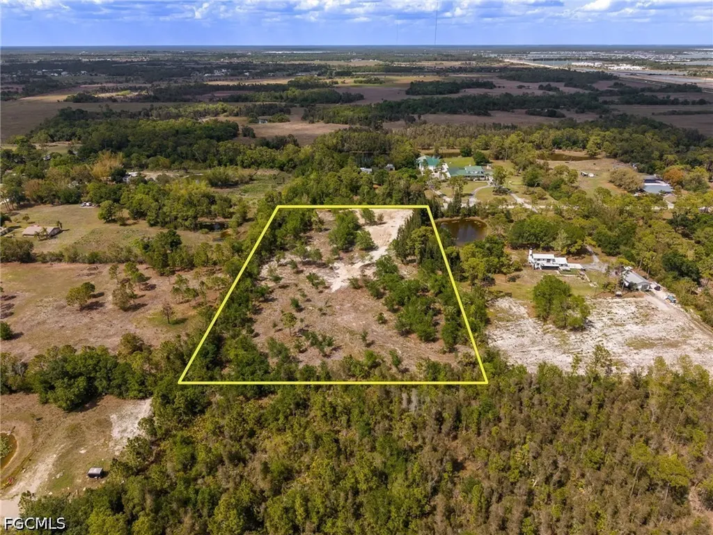 11540 Fox Hill Road North Fort Myers FL 33917