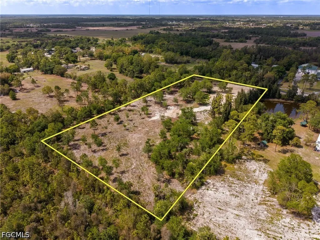11540 Fox Hill Road North Fort Myers FL 33917